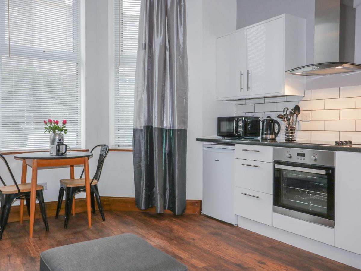 Albany Apartment New Quay Екстериор снимка