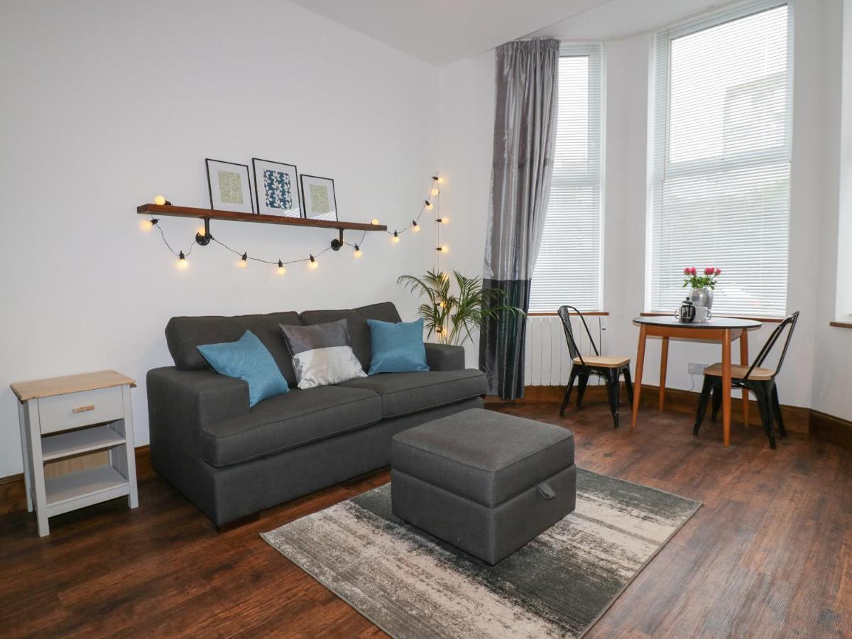 Albany Apartment New Quay Екстериор снимка